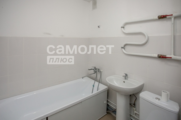 
   Продам 1-комнатную, 29 м², Веры Волошиной ул, 32

. Фото 6.