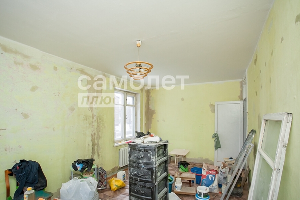 
   Продам 1-комнатную, 32 м², Гагарина ул, 144

. Фото 1.