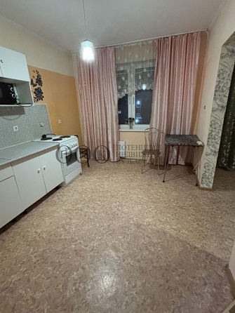 
   Продам 1-комнатную, 32.2 м², Белозерная ул, 21

. Фото 10.