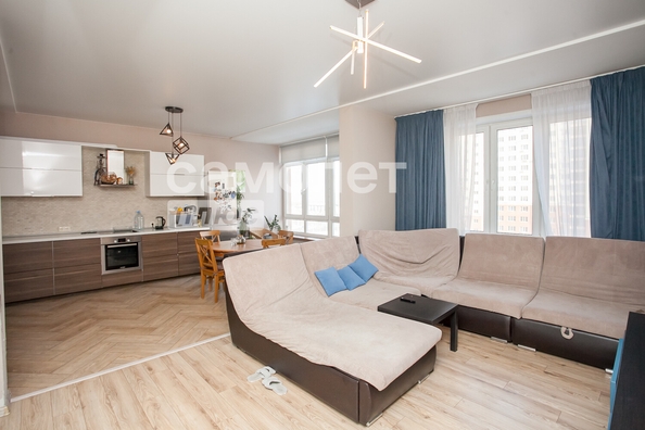 
  Продается 2-комн. квартира, 76.1 м², Притомский пр-кт, д. 35к2
. Фото 5.
