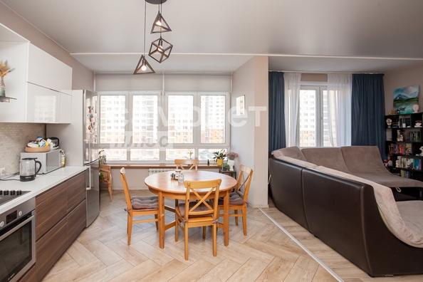 
  Продается 2-комн. квартира, 76.1 м², Притомский пр-кт, д. 35к2
. Фото 7.