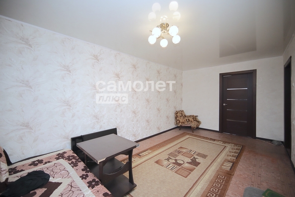 
   Продам 2-комнатную, 46 м², Строителей б-р, 16

. Фото 12.