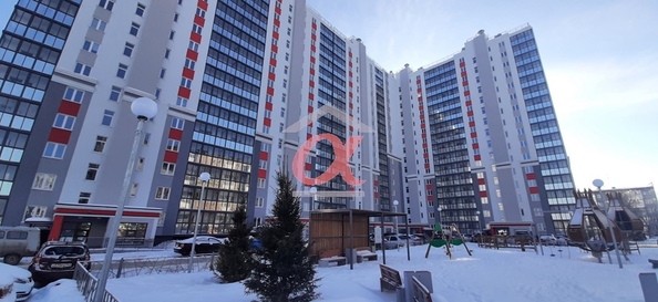 
   Продам 2-комнатную, 57 м², Космическая ул, 4 Б

. Фото 1.