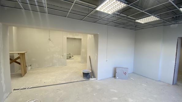 
  Продается торговая площадь, 240 м², Веры Волошиной ул, д. 22Ак1
. Фото 2.