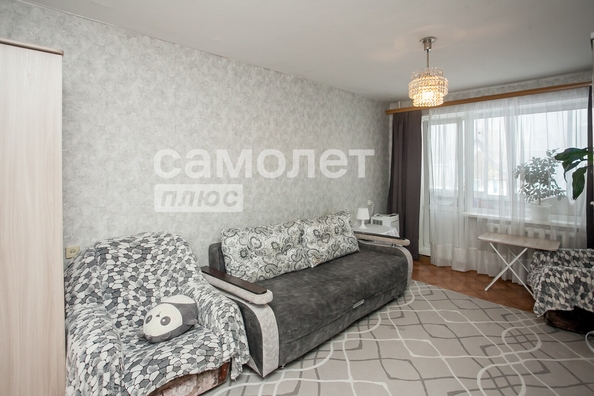 
   Продам 2-комнатную, 44.3 м², Строителей б-р, 46б

. Фото 3.