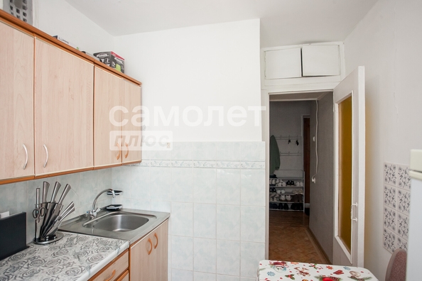 
   Продам 2-комнатную, 44.3 м², Строителей б-р, 46б

. Фото 18.