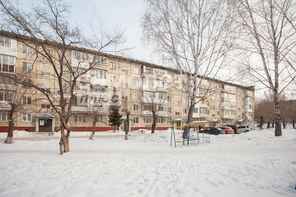 
   Продам 2-комнатную, 44.3 м², Строителей б-р, 46б

. Фото 27.