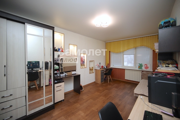 
   Продам 3-комнатную, 61.5 м², Шахтеров пр-кт, 34А

. Фото 4.