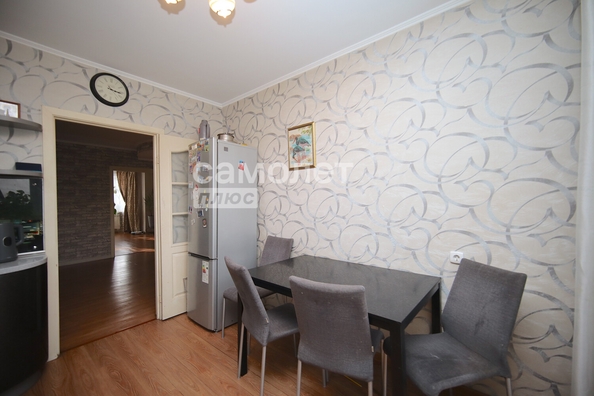 
   Продам 3-комнатную, 89.9 м², Глинки ул, 5

. Фото 6.