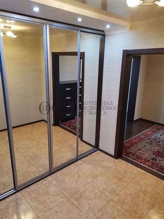 
   Продам 2-комнатную, 62.4 м², Космическая ул, 16/1

. Фото 2.