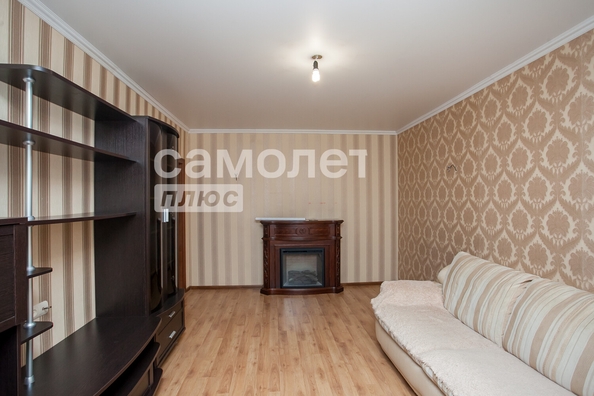 
   Продам 3-комнатную, 80.4 м², Красная ул, 5

. Фото 2.