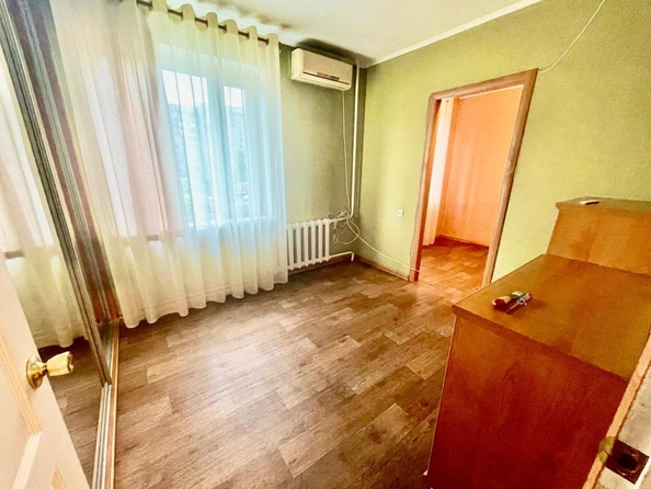 
   Продам 4-комнатную, 95 м², Ноградская (Центральный р-н) ул, 3

. Фото 4.