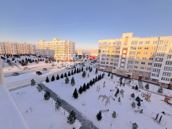 
   Продам 2-комнатную, 43.2 м², 2-й микрорайон, 22

. Фото 3.