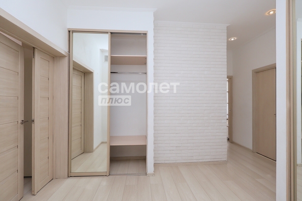 
   Продам 3-комнатную, 76 м², Московский пр-кт, 14

. Фото 3.