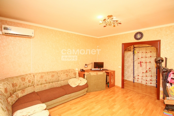 
  Продается 4-комн. квартира, 73.8 м², Институтская ул, д. 28
. Фото 4.
