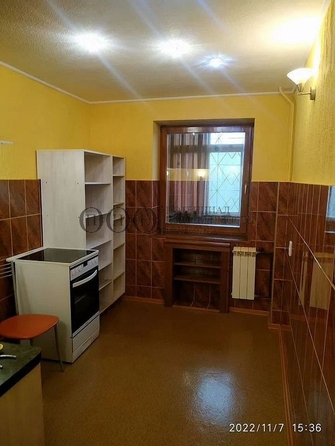 
   Продам 3-комнатную, 59 м², Линия 1-я ул, 14

. Фото 2.