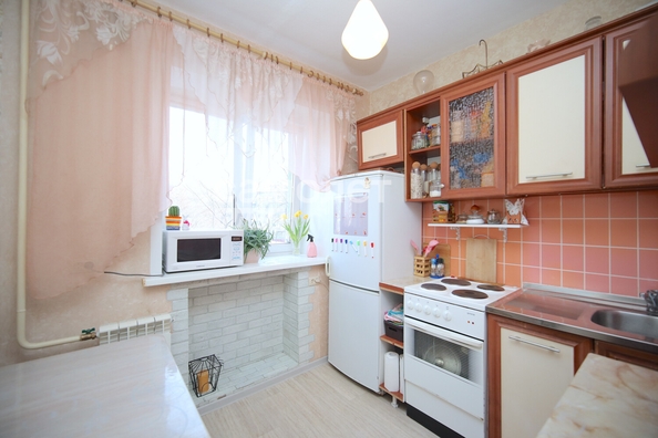 
   Продам 2-комнатную, 42.7 м², Леонова ул, 6

. Фото 9.