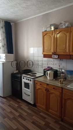 
   Продам 1-комнатную, 35.8 м², Строителей б-р, 61

. Фото 12.