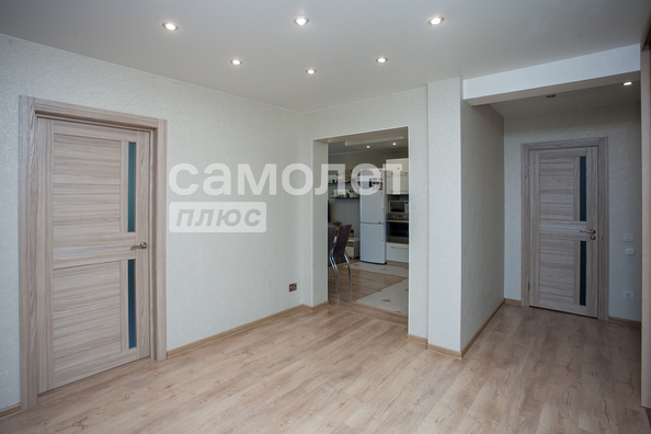 
  Продается 4-комн. квартира, 91.1 м², Молодежный пр-кт, д. 27А
. Фото 12.