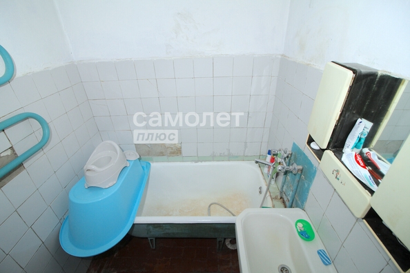
  Продается 3-комн. квартира, 70.5 м², Ленина пр-кт, д. 146
. Фото 8.