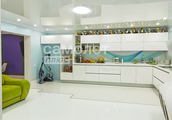 
  Продается 2-комн. квартира, 74.2 м², Щегловский пер, д. 8
. Фото 2.