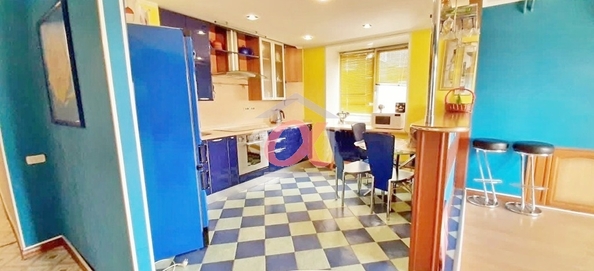 
   Продам 3-комнатную, 90 м², Ленина пр-кт, 55б

. Фото 2.