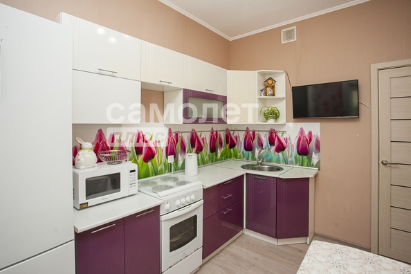 
   Продам 1-комнатную, 36.2 м², Серебряный бор ул, 27

. Фото 1.