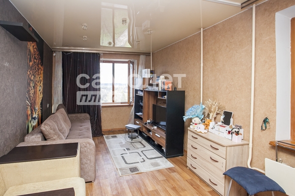 
   Продам 1-комнатную, 30.3 м², Строителей б-р, 56/2

. Фото 1.
