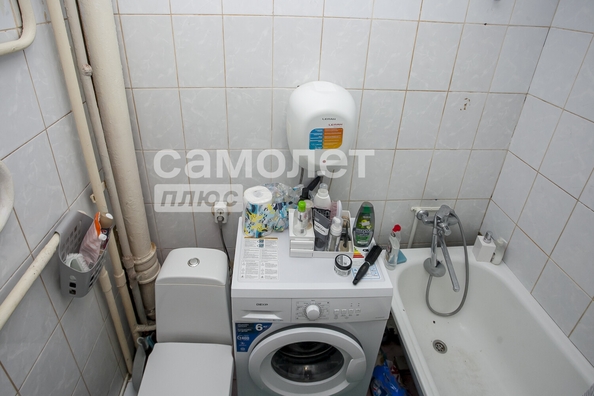 
   Продам 1-комнатную, 30.3 м², Строителей б-р, 56/2

. Фото 8.