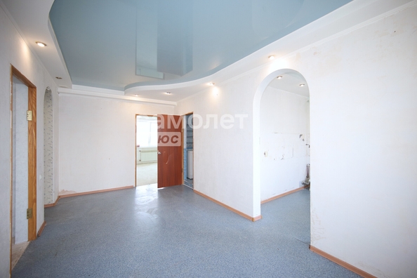 
   Продам 3-комнатную, 68.3 м², Молодежный пр-кт, 9/1

. Фото 24.