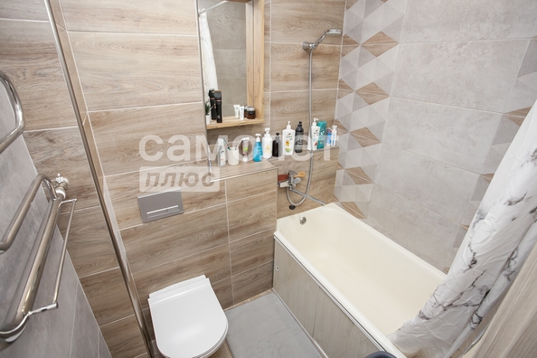 
   Продам 1-комнатную, 30 м², Строителей б-р, 28а

. Фото 7.