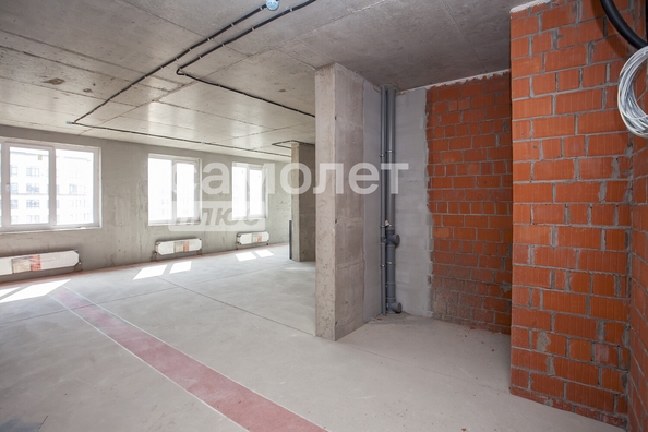 
   Продам 4-комнатную, 75.7 м², Дружбы ул, 28/2

. Фото 12.