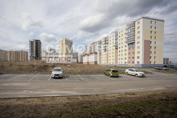 
   Продам 1-комнатную, 27.1 м², Строителей б-р, 73а

. Фото 13.
