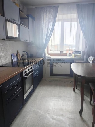 
   Продам 3-комнатную, 58 м², Линия 1-я ул, 2

. Фото 9.