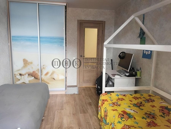
   Продам 3-комнатную, 58 м², Линия 1-я ул, 2

. Фото 15.