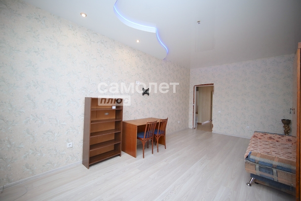 
  Продается 2-комн. квартира, 80 м², Шахтеров пр-кт, д. 62Б
. Фото 8.