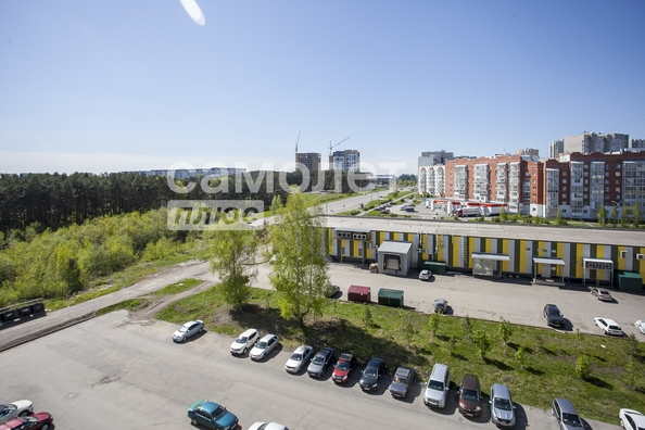 
   Продам 3-комнатную, 75.4 м², Серебряный бор ул, 4

. Фото 3.