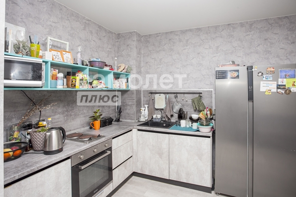 
   Продам 2-комнатную, 50 м², Строителей б-р, 71

. Фото 13.