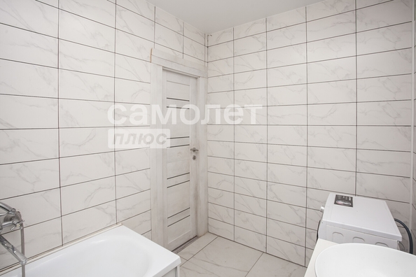 
   Продам 2-комнатную, 50 м², Строителей б-р, 71

. Фото 23.