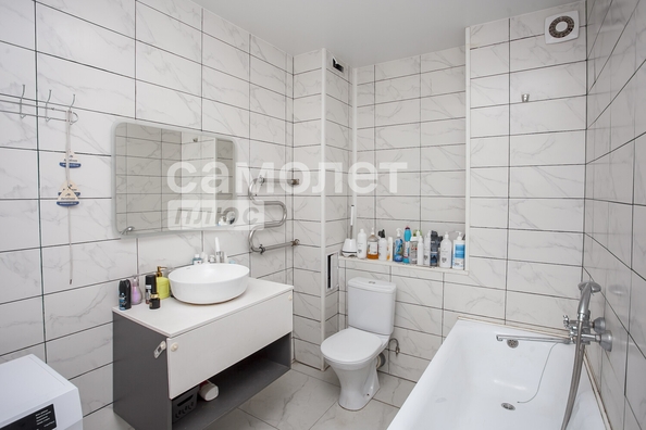 
  Продается 2-комн. квартира, 50 м², Строителей б-р, д. 71
. Фото 21.