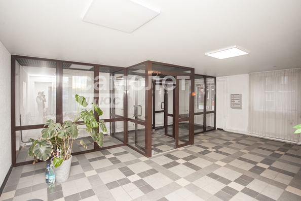 
  Продается 2-комн. квартира, 50 м², Строителей б-р, д. 71
. Фото 28.