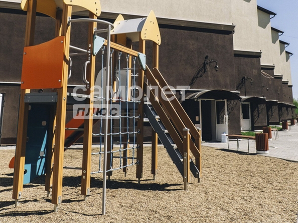 
  Продается 2-комн. квартира, 50 м², Строителей б-р, д. 71
. Фото 33.