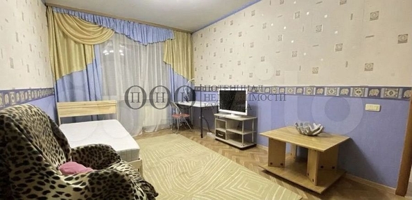
   Продам 2-комнатную, 47.3 м², Красная ул, 10б

. Фото 9.