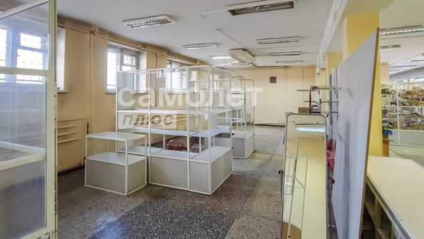
  Продается торговая площадь, 450 м², Сибиряков-Гвардейцев ул, д. 16
. Фото 13.