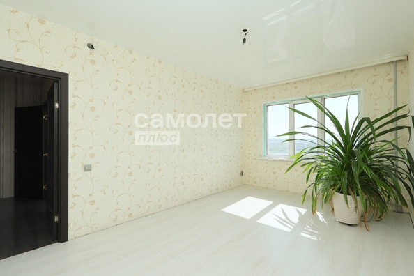 
  Продается 2-комн. квартира, 58.2 м², Строителей б-р, д. 57/1
. Фото 6.