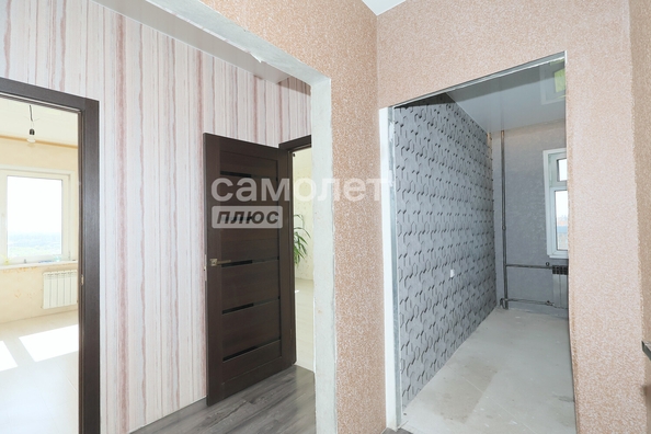 
  Продается 2-комн. квартира, 58.2 м², Строителей б-р, д. 57/1
. Фото 14.