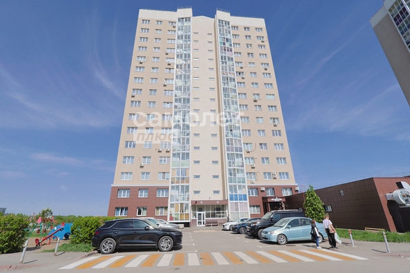 
  Продается 2-комн. квартира, 58.2 м², Строителей б-р, д. 57/1
. Фото 20.