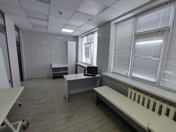 
  Продается офис, 316 м², Октябрьский пр-кт, д. 4А
. Фото 8.
