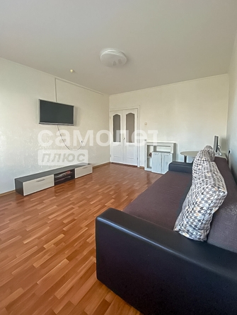 
  Продается 2-комн. квартира, 52.9 м², Шахтеров пр-кт, д. 84
. Фото 2.