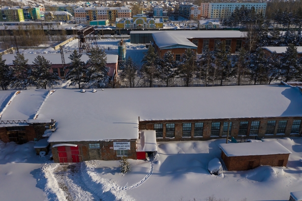 
  Продам производственное помещение, 1228 м², Комсомольская ул, д. 8к1
. Фото 2.